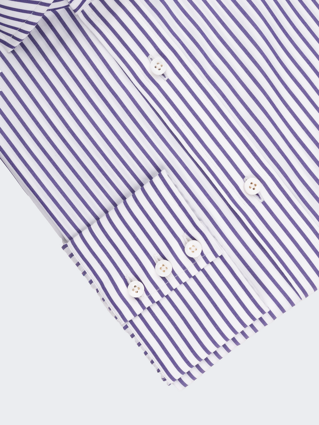 Col à double boutonnage et rayures violettes inversées