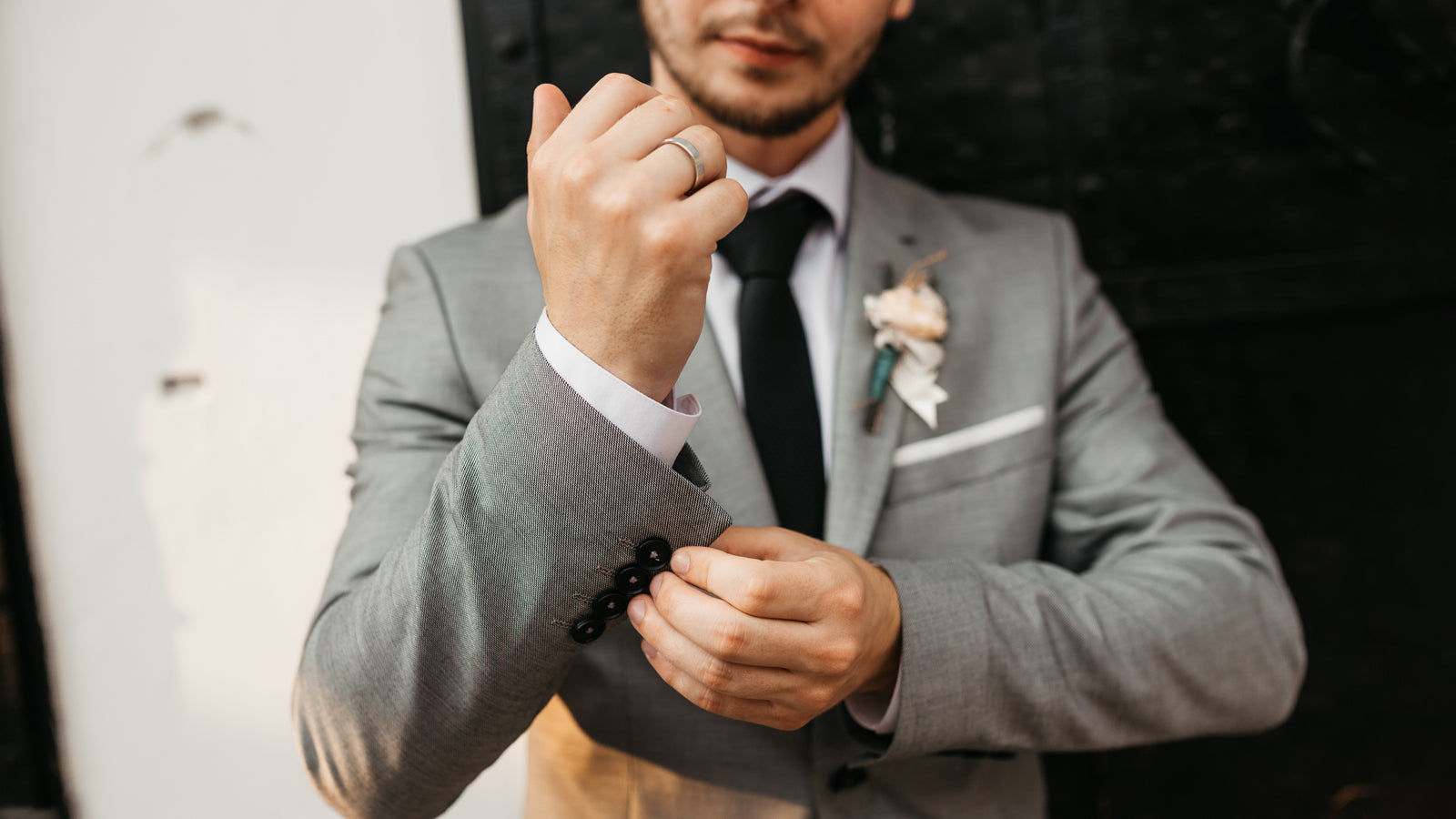 The Importance of Custom-Made Suit on your Wedding Day: Why Quality Fabrics and Stitching Matter