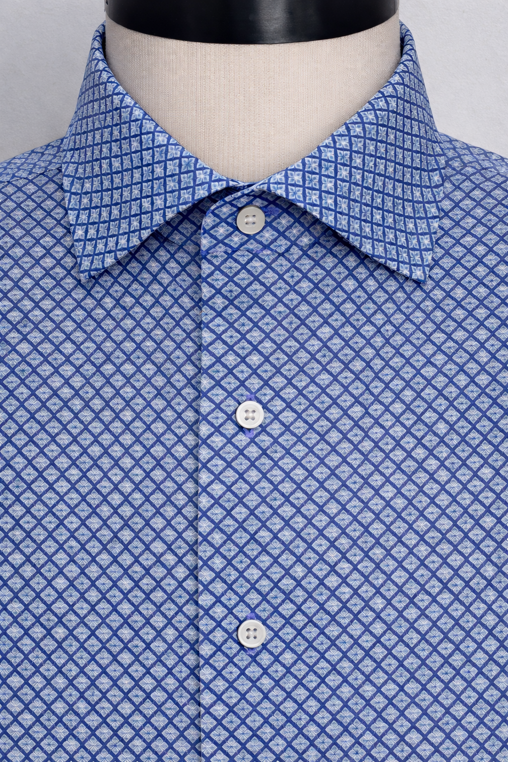 Green & Navy Geometric Motif Print